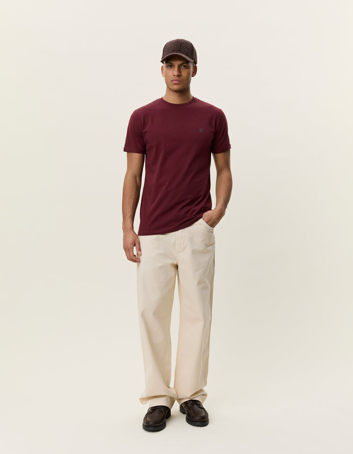CORE SEASONAL T-SHIRT