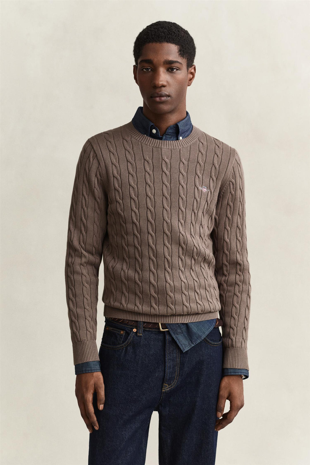 CLASSIC CABLE KNIT SWEATER