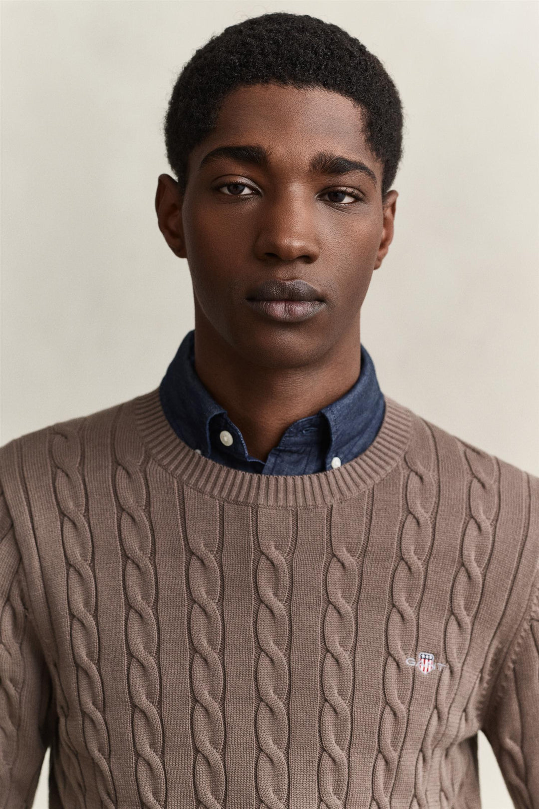 CLASSIC CABLE KNIT SWEATER