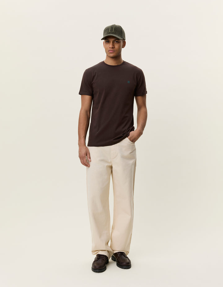 CORE SEASONAL T-SHIRT
