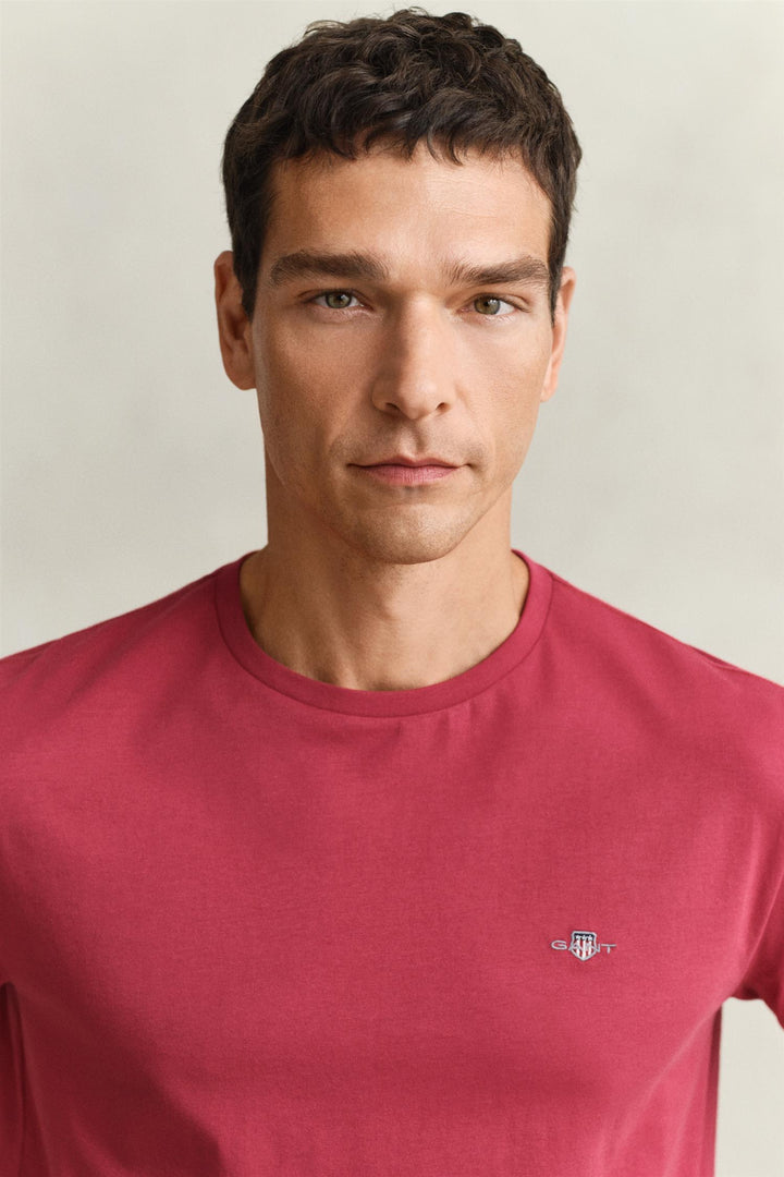 REG SHIELD SS T-SHIRT