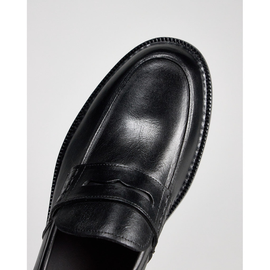 PENNY LOAFER