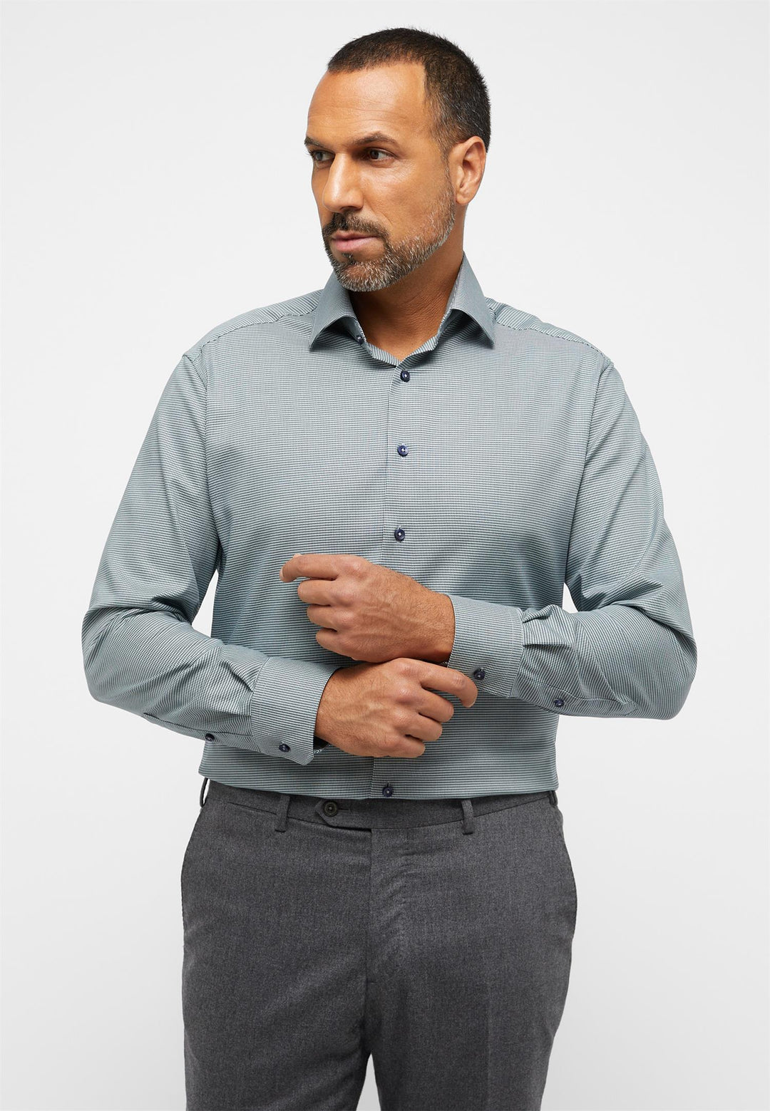 MODERN FIT