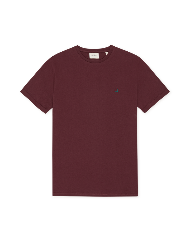 CORE SEASONAL T-SHIRT