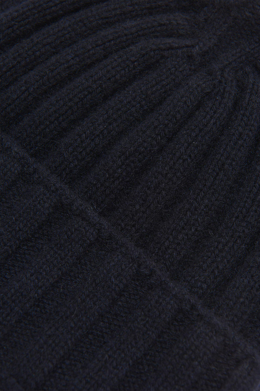 KNITTED HAT