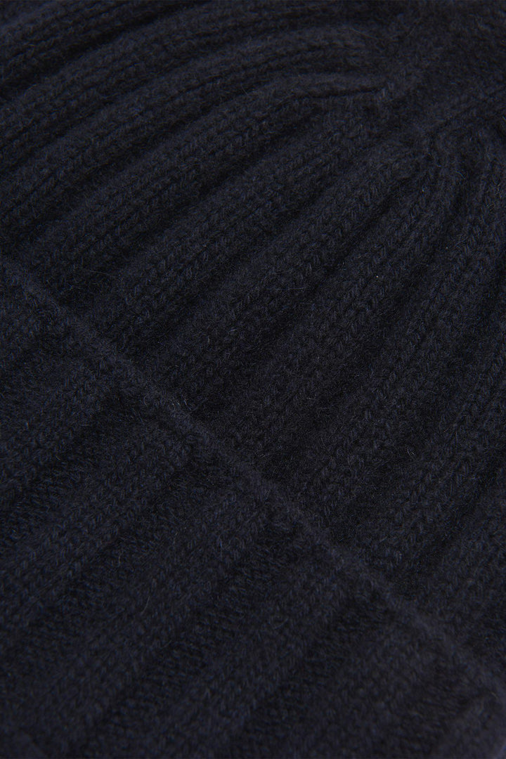 KNITTED HAT